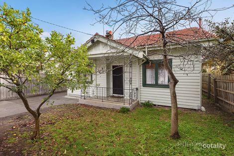 19 Edgevale Rd, Kew, VIC 3101