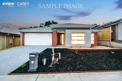 56 Royaloak Cres, Cranbourne East, VIC 3977