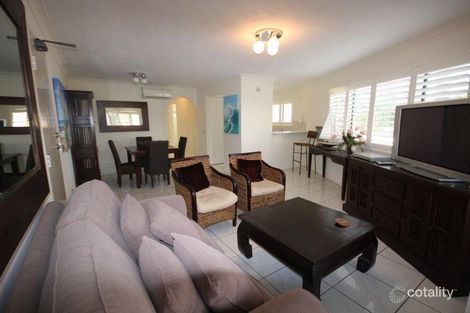 8/5 Australia Ave, Broadbeach, QLD 4218