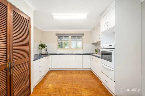 Property photo of 160 Burbong Street Chapel Hill QLD 4069