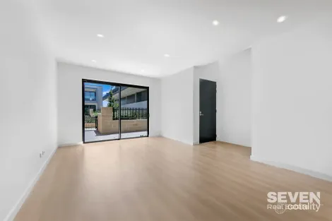 1/30 Cosmos Way, Box Hill, NSW 2765