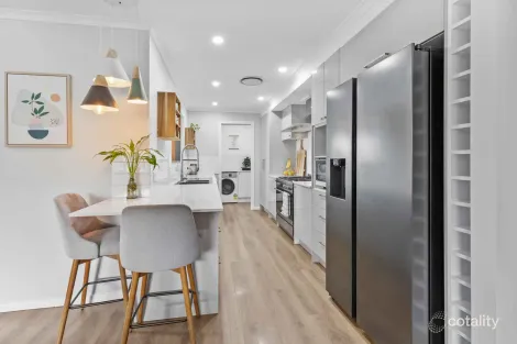 Property photo of 11 Bent Street Nerang QLD 4211