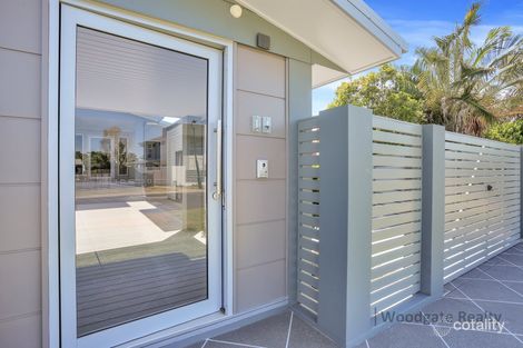 Property photo of 14 Hibiscus Court Woodgate QLD 4660