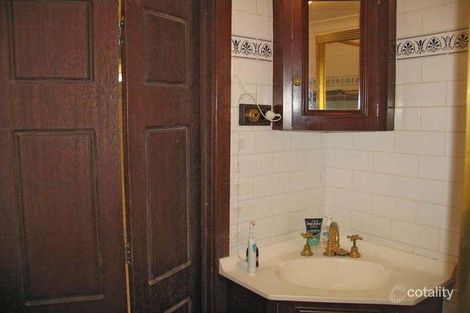 Property photo of 28 Travers Street Wagga Wagga NSW 2650