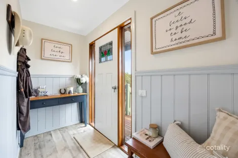Property photo of 37 Napoleon Street Greendale VIC 3341