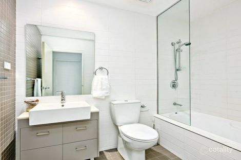 Property photo of 709/19 Hill Road Wentworth Point NSW 2127