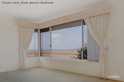 Property photo of 22 Warnbro Beach Road Safety Bay WA 6169