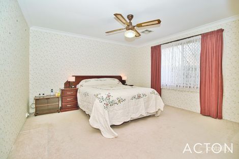 Property photo of 15 Jindarra Close Cooloongup WA 6168