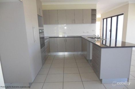 Property photo of 14 Paperbark Place Emerald QLD 4720