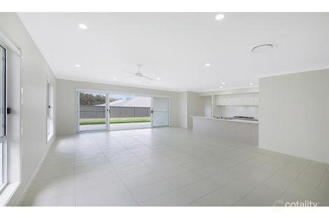 Property photo of 15 Wakun Street Fletcher NSW 2287