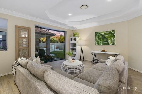 Property photo of 8 Eastside Esplanade Helensvale QLD 4212