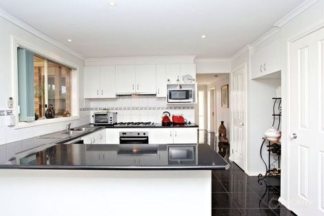 Property photo of 5 Baden Powell Drive Tarneit VIC 3029