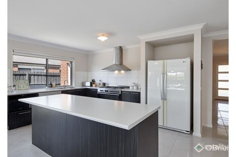 Property photo of 44 Summerhill Boulevard Drouin VIC 3818