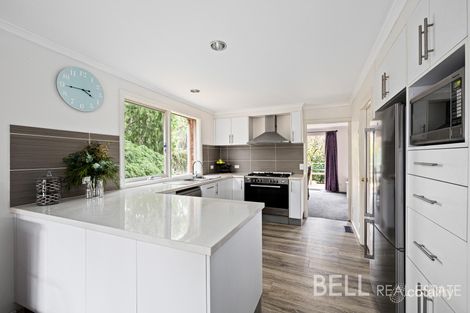 Property photo of 17 Crestview Close Montrose VIC 3765