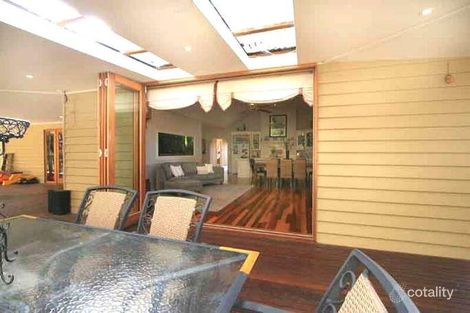 Property photo of 1 Sweet Wattle Drive Cranbourne South VIC 3977