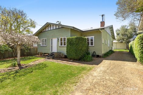 Property photo of 82 Mackenzie Street Mount Lofty QLD 4350