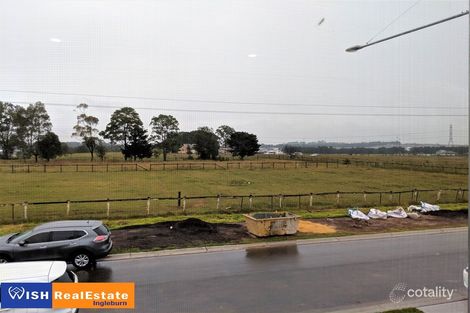 Property photo of 40 Bywaters Drive Catherine Field NSW 2557