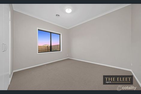 Property photo of 48 Bonhams Circuit Manor Lakes VIC 3024