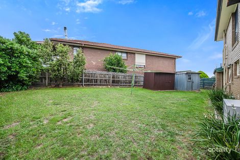 Property photo of 3 Olearia Close Endeavour Hills VIC 3802