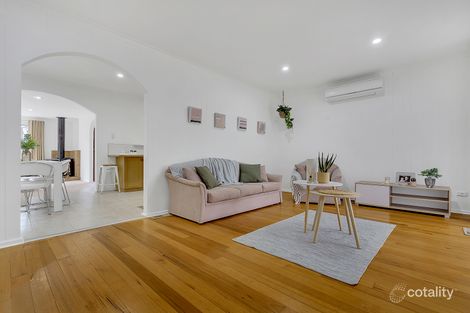 Property photo of 6 Commonwealth Court Craigieburn VIC 3064