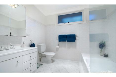 Property photo of 10 Anzio Avenue Allambie Heights NSW 2100