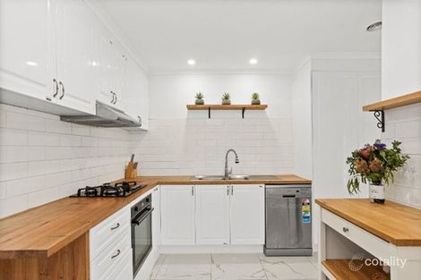Property photo of 16 Morey Court Roxburgh Park VIC 3064