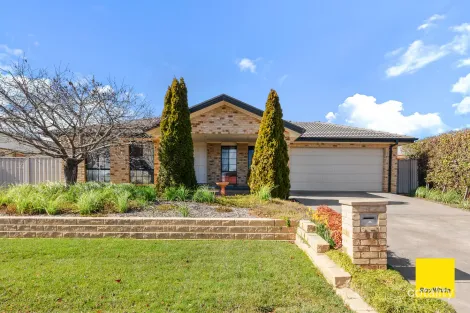 Property photo of 17 McCusker Drive Bungendore NSW 2621
