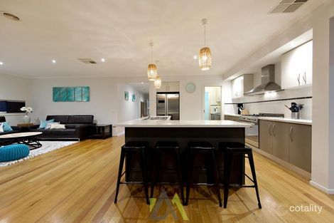 Property photo of 27 Serenity Drive Langwarrin VIC 3910