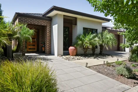 112 Myrtle Rd, Ascot, VIC 3551