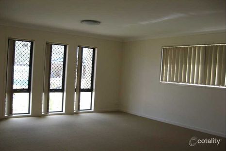 Property photo of 19 Moylan Court Bray Park QLD 4500