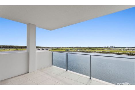 Property photo of 8/19 Shine Court Birtinya QLD 4575