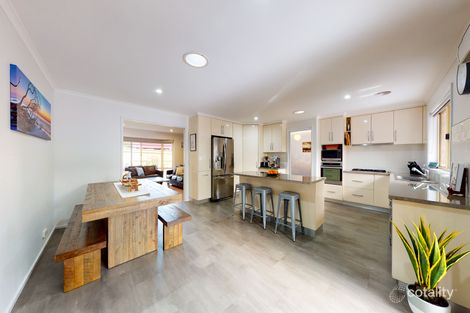 Property photo of 5 Emerald Court Traralgon VIC 3844
