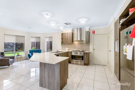 Property photo of 73 Wunburra Circle Pacific Pines QLD 4211