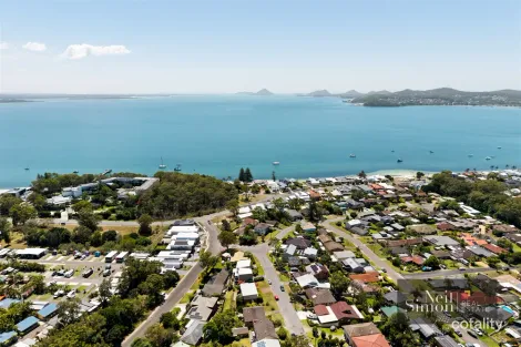 Property photo of 2 Foreshore Drive Salamander Bay NSW 2317