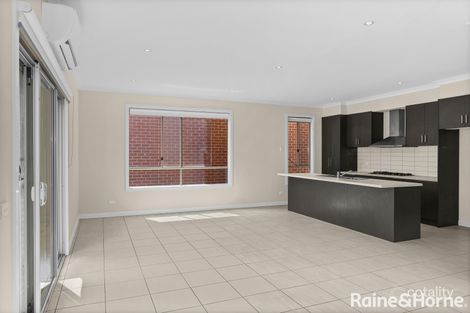 Property photo of 22 Furlong Street Craigieburn VIC 3064