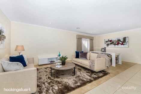 Property photo of 11 Cobaw Circuit Caroline Springs VIC 3023
