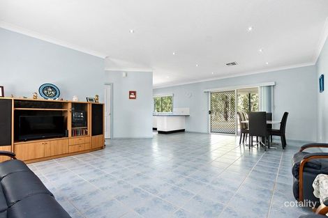 Property photo of 5 Bluebell Close Weston NSW 2326