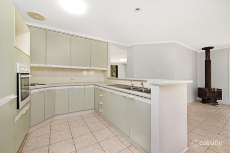 Property photo of 12 Wiemers Crescent Centenary Heights QLD 4350