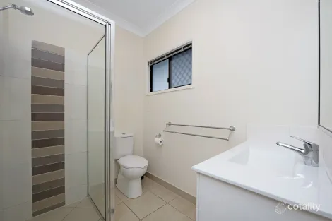 Property photo of 10 Ashmore Crescent Burdell QLD 4818