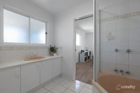 Property photo of 6 Carruthers Court Cooroy QLD 4563