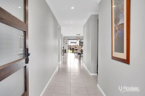 Property photo of 10 Portree Loop Jimboomba QLD 4280