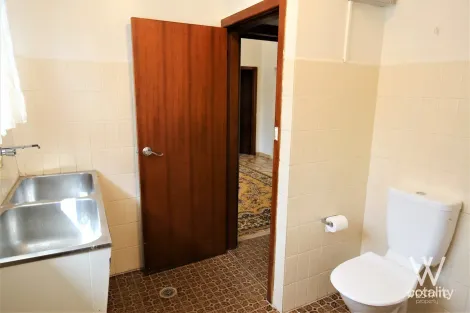 Property photo of 233 Rocket Street Bathurst NSW 2795