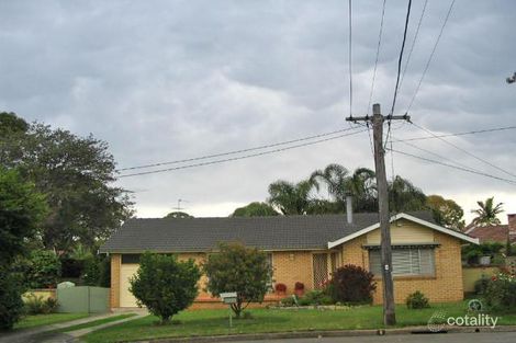8 Deakin Pl, Kirrawee, NSW 2232