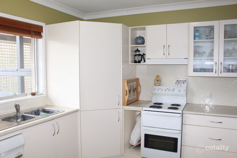 Property photo of 11 Surfview Avenue Black Head NSW 2430