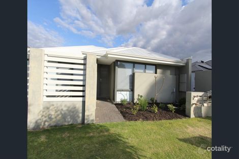 Property photo of 1/24 Gladstone Road Armadale WA 6112
