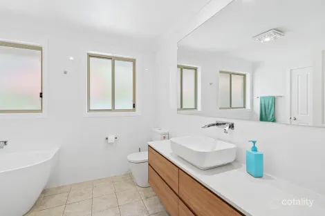 Property photo of 11 Callistemon Close Narara NSW 2250