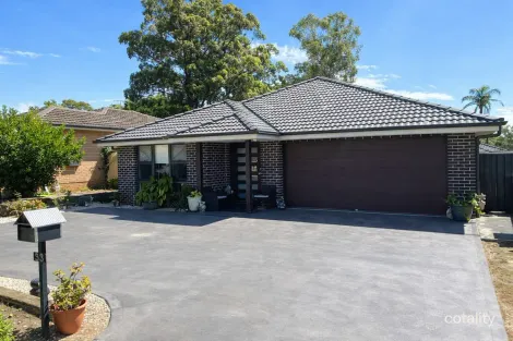 33 Rita St, Thirlmere, NSW 2572