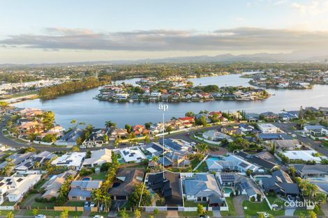 Property photo of 38 Santa Cruz Boulevard Clear Island Waters QLD 4226