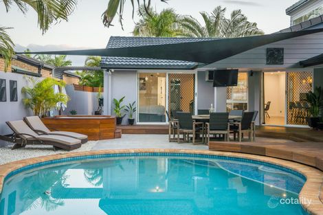 Property photo of 38 Santa Cruz Boulevard Clear Island Waters QLD 4226