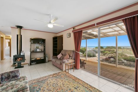 Property photo of 108 Beach Road Coobowie SA 5583